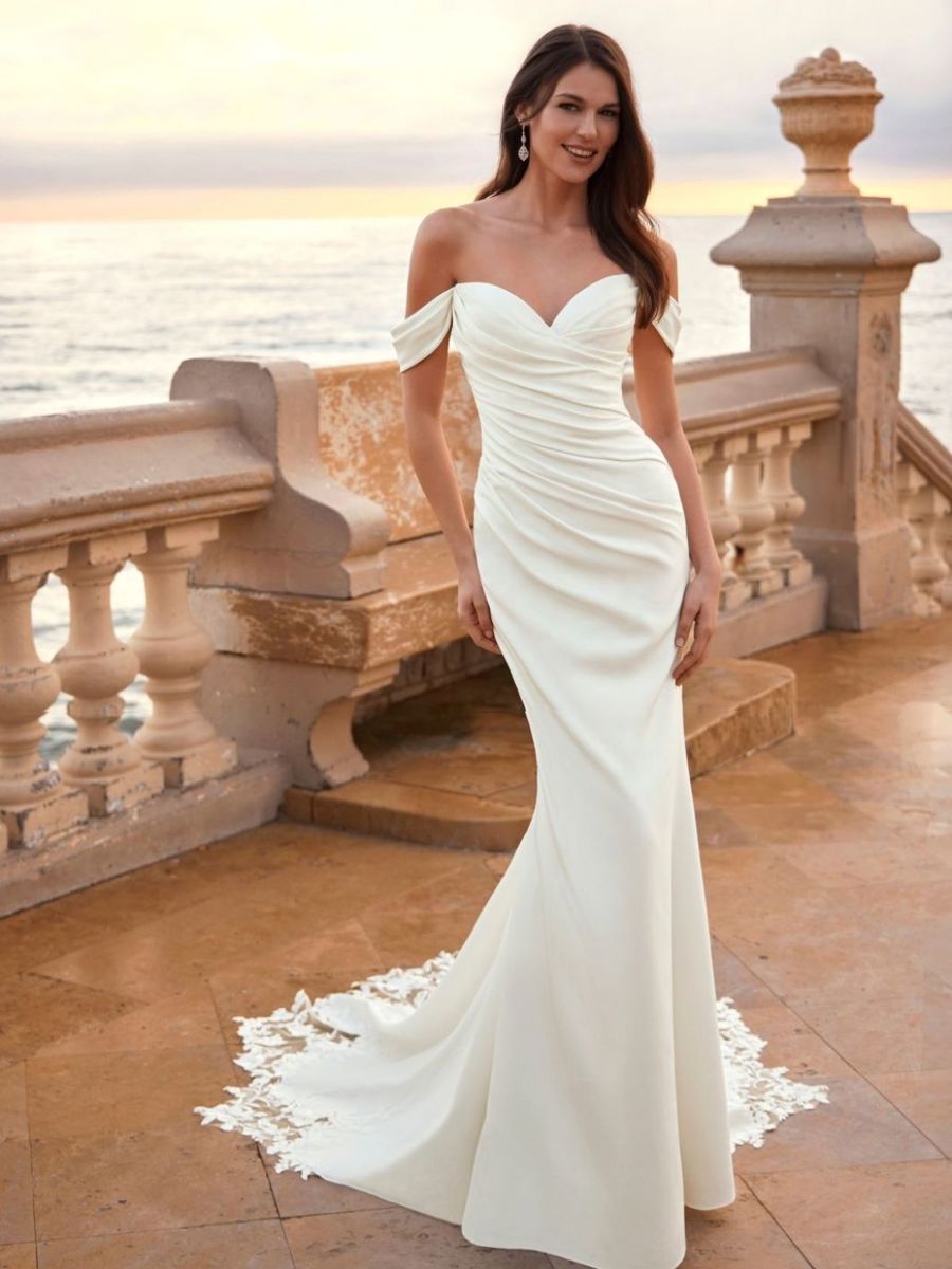 Fie by Enzoani Love