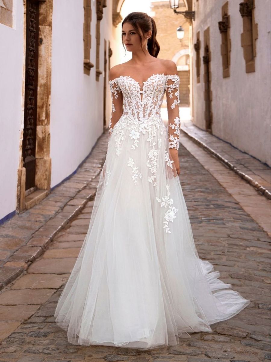 Fiselle by Enzoani Love